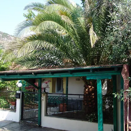 Casa Con Verde *